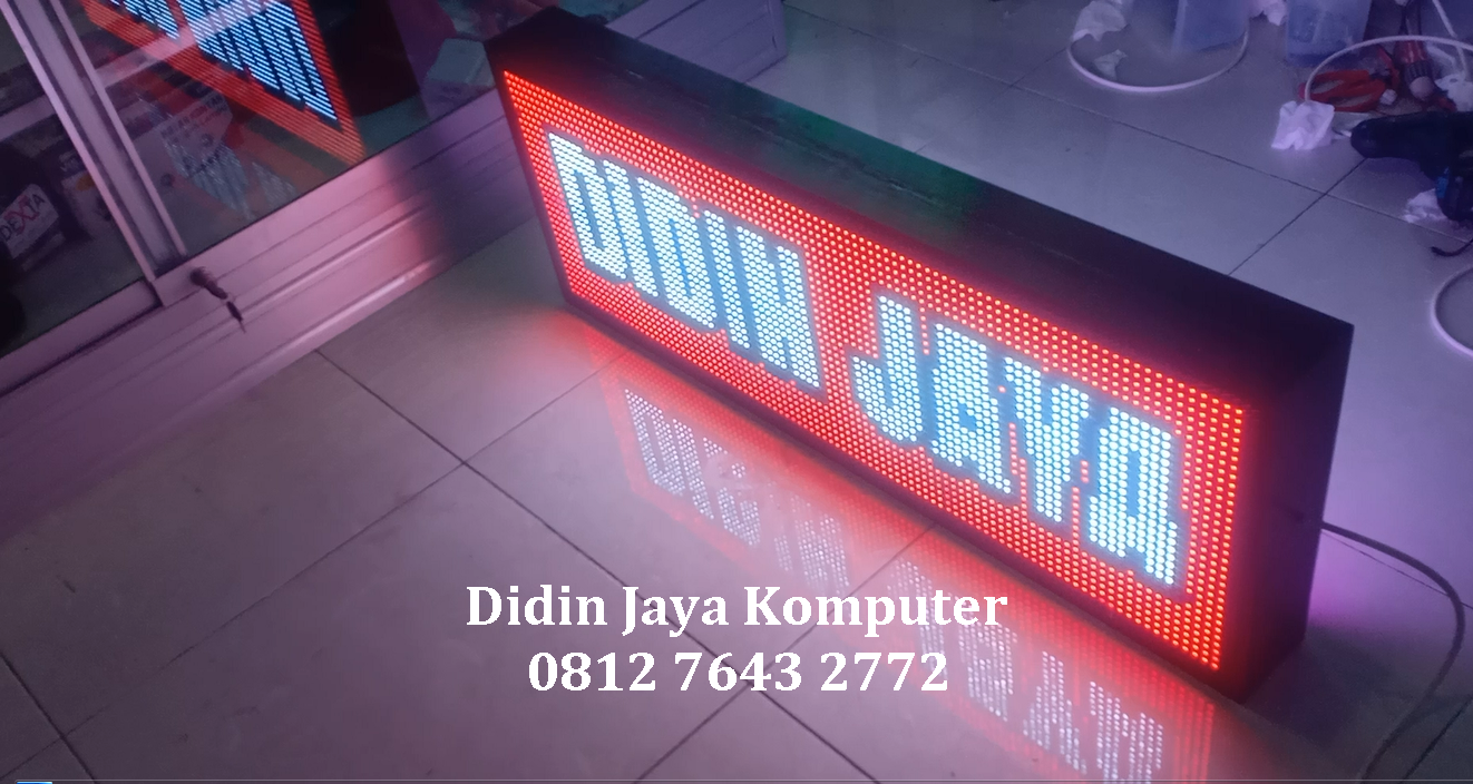 <p>Running text ukuran 36x100cm bolak-balik yang menggunakan jenis led RGB. Running text ini kami buat untuk Mi-shop Jl. Dhoho Kota Kediri dan untuk Wirafone Jl. Joyoboyo Kota Kediri. Running text berkualitas tinggi yang tahan air hujan, tahan panas, tahan debu, tahan segala cuaca yang cocok dipasangkan di outdoor. Dan juga Cocok dipakai untuk jangka panjang karena awet dan tidak mudah rusak.</p>